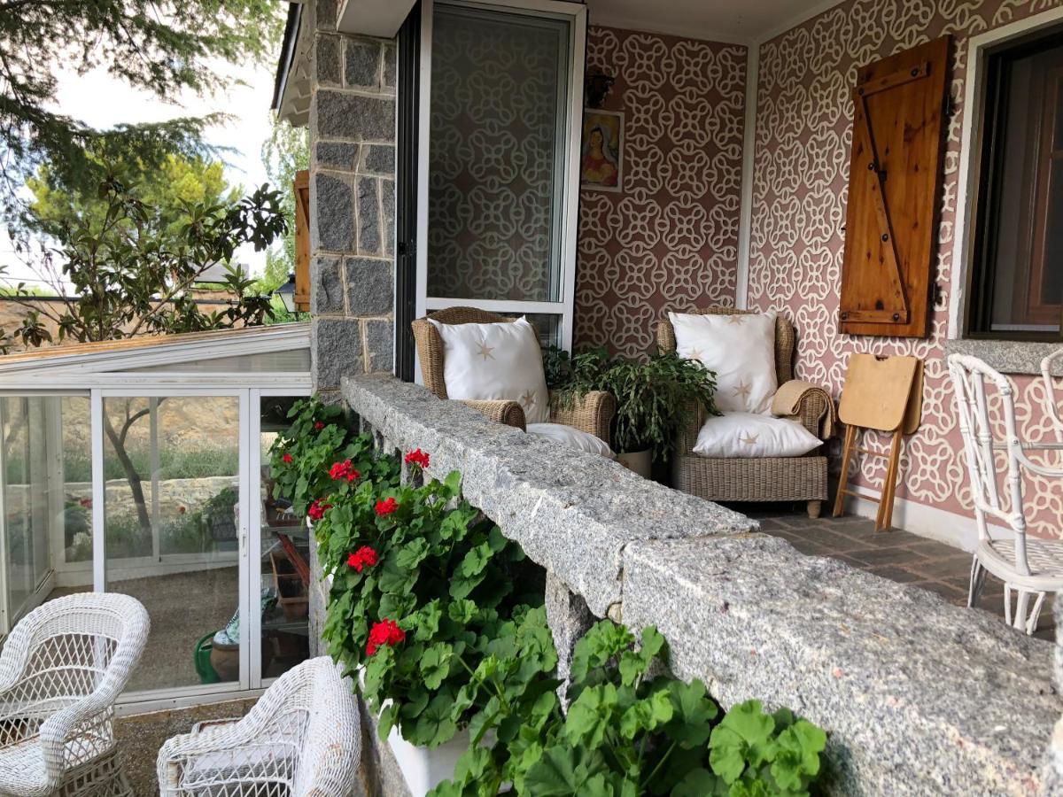 Villa Aurelia - Casa De Campo Con Jardin Y Piscina Entre Madrid Y Segovia Ortigosa del Monte Exteriér fotografie